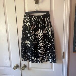 L25 The Limited Black and White A-Line Skirt